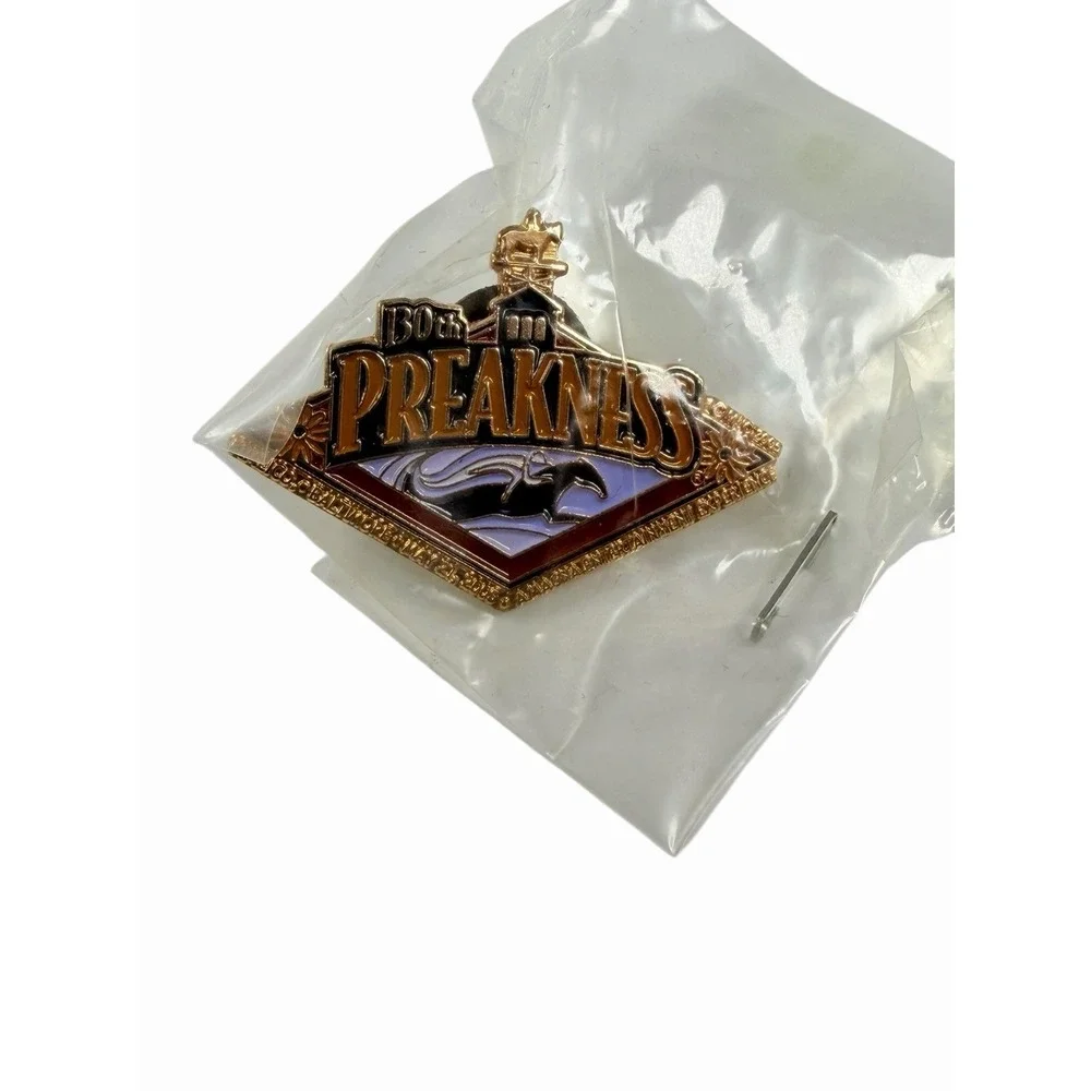 Vtg Preakness lapel pin Lot Of  19 Bundle Horse Race‎ Memorabilia Pimlico